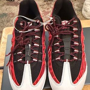 Nike Men’s Air Max Yardrunners Pack Morehouse- no box